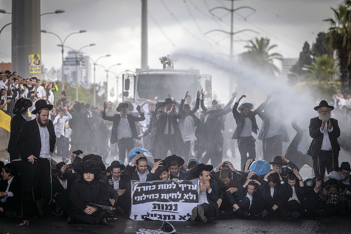 Likud pushes forward with controversial military draft law despite ...